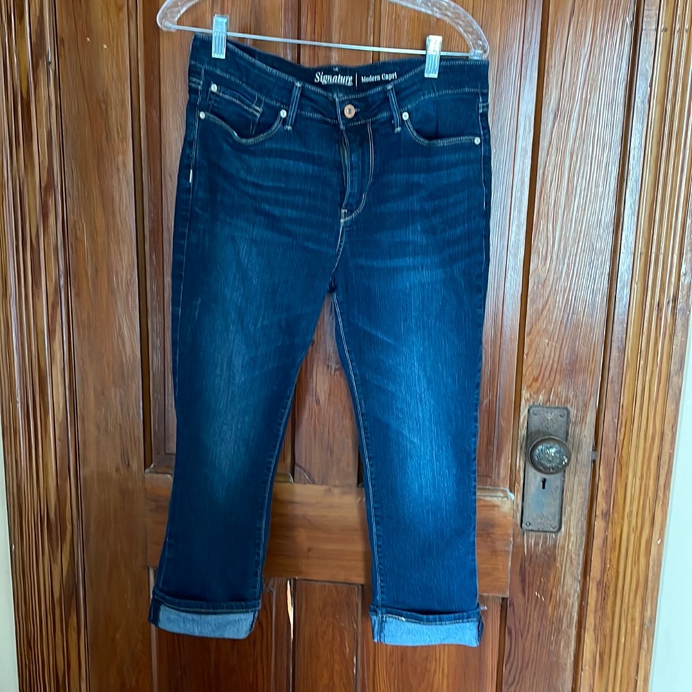 Size 12 Levi capris denim